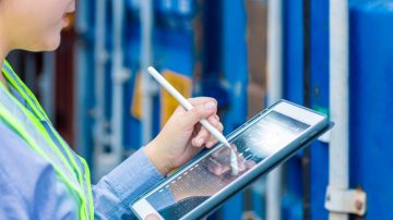 Tecnologia na logística: como escolher a solução ideal para sua empresa - FCM Consultoria e Treinamentos